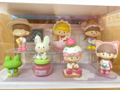 FINDING UNICORN - Molinta Cherry Blossom Cafe Series Blind Box Display Set