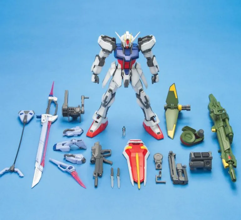 GUNDAM - MG 1/100 STRIKE GUNDAM LAUNCHER/SWORD