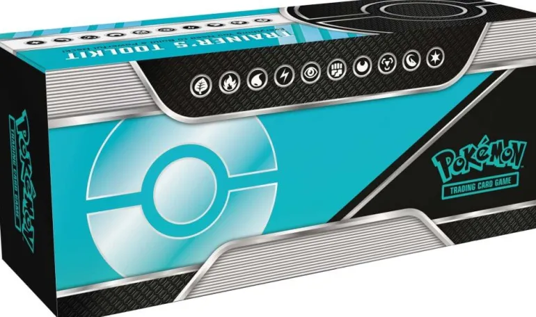Pokemon TCG: 2024 Trainer's Toolkit