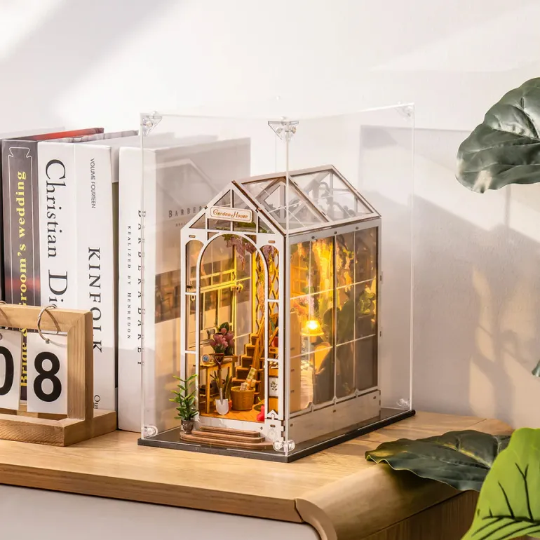 Robotime Rolife Book Nook Dust Cover WD1001