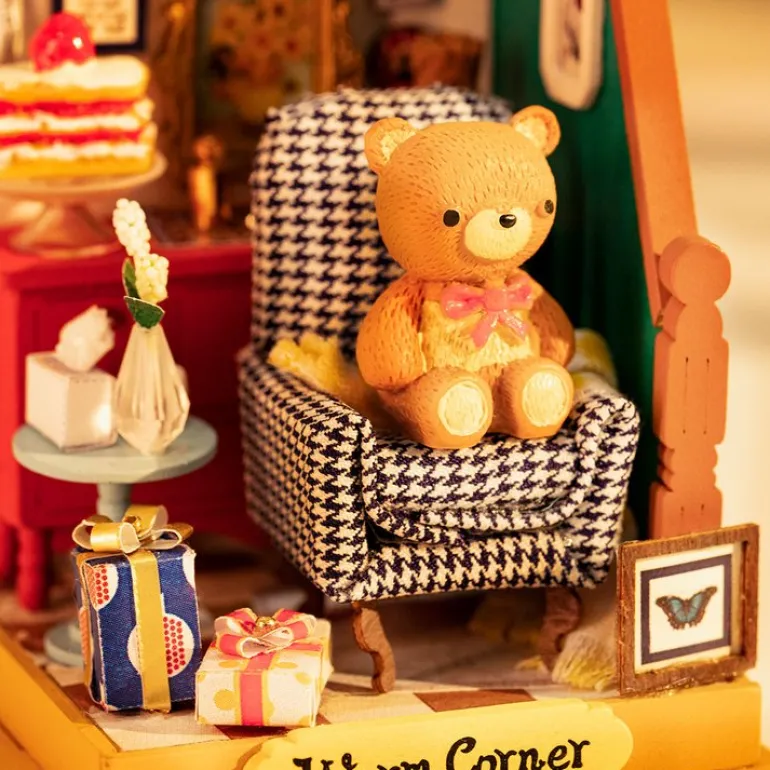 Robotime Rolife Holiday Living Room DIY Miniature House DS028