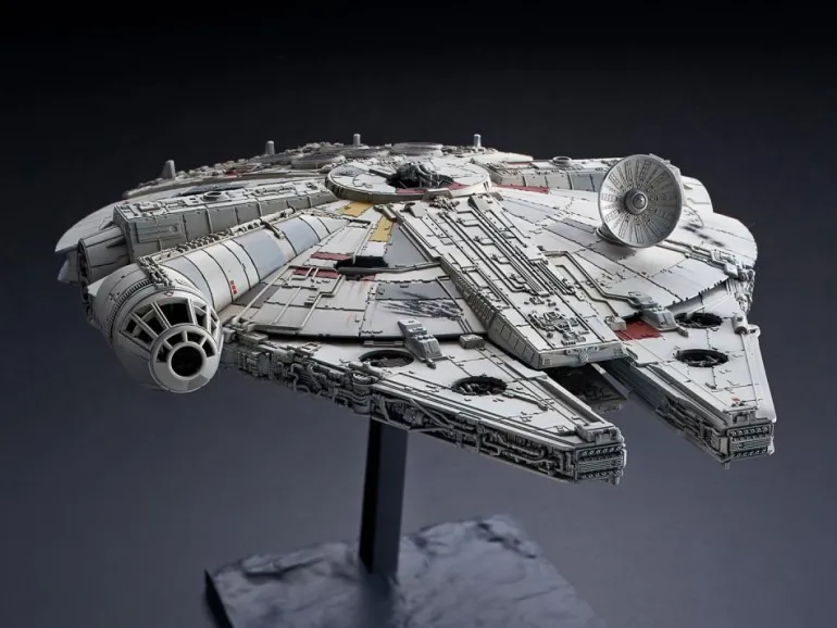 STAR WARS - 1/144 MILLENNIUM FALCON (STAR WARS:THE RISE OF SKYWALKER)
