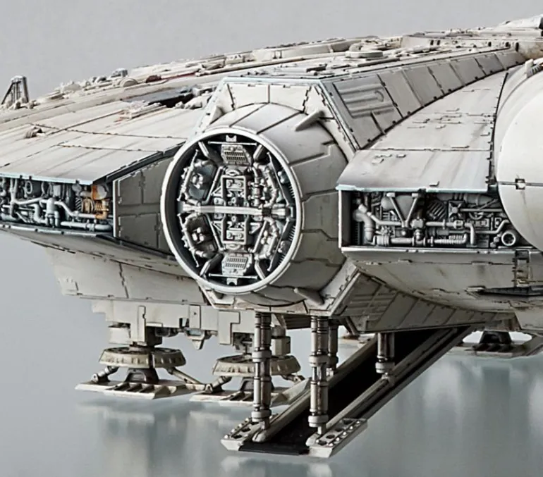 STAR WARS - 1/144 MILLENNIUM FALCON (STAR WARS:THE RISE OF SKYWALKER)