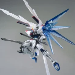 (THE GUNDAM BASE LIMITED) GUNDAM - MG 1/100 FREEDOM GUNDAM VER. 2.0 [CLEAR COLOR]